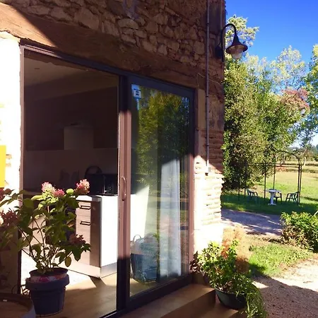 Petit Loft Idéal, Tourisme Et Affaires En Vallée Du Lot Apartamento *