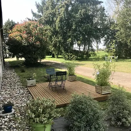 Petit Loft Idéal, Tourisme Et Affaires En Vallée Du Lot